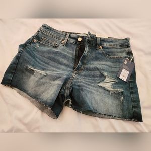 UNIVERSAL THREAD HIGH RISE MIDI SHORTS